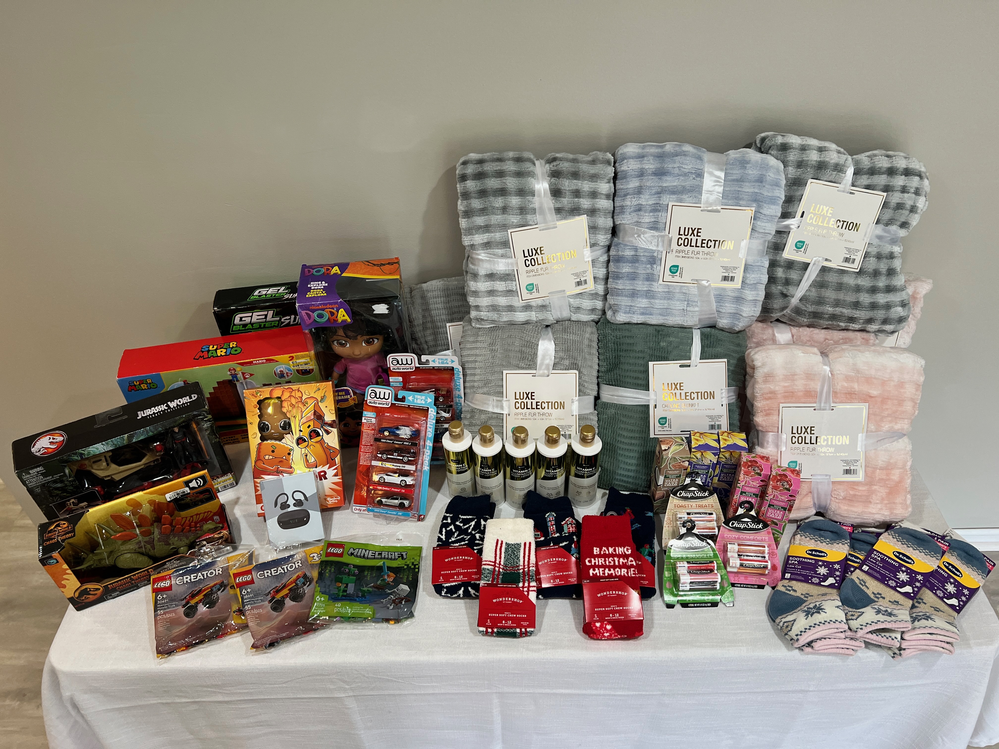 Sweet Baskets volunteers 2